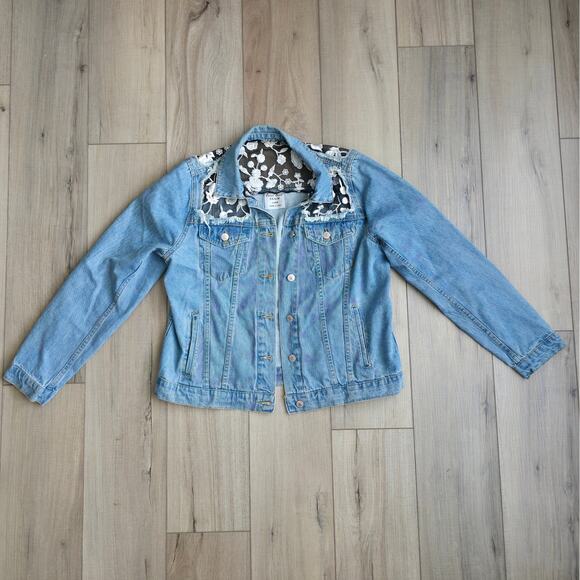 Love Tree Floral Lace Denim Button Up Jacket Women Sz L - Picture 2 of 8